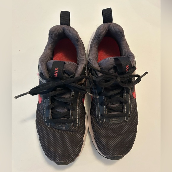 Boys Nike Air Max INTRLK Lite Big Kid Shoes - Picture 2 of 3